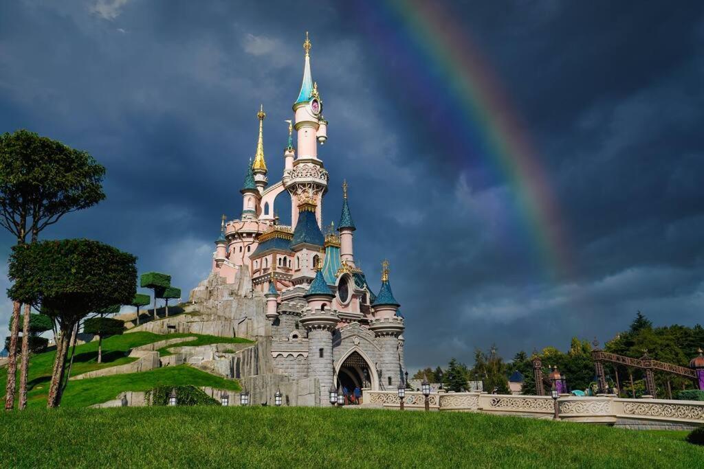 Appartement Chic 5 Min Disneyland/Vallee Village Серри Экстерьер фото