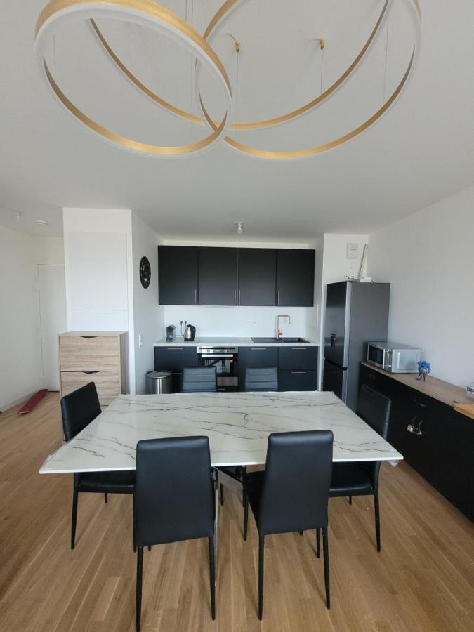 Appartement Chic 5 Min Disneyland/Vallee Village Серри Экстерьер фото