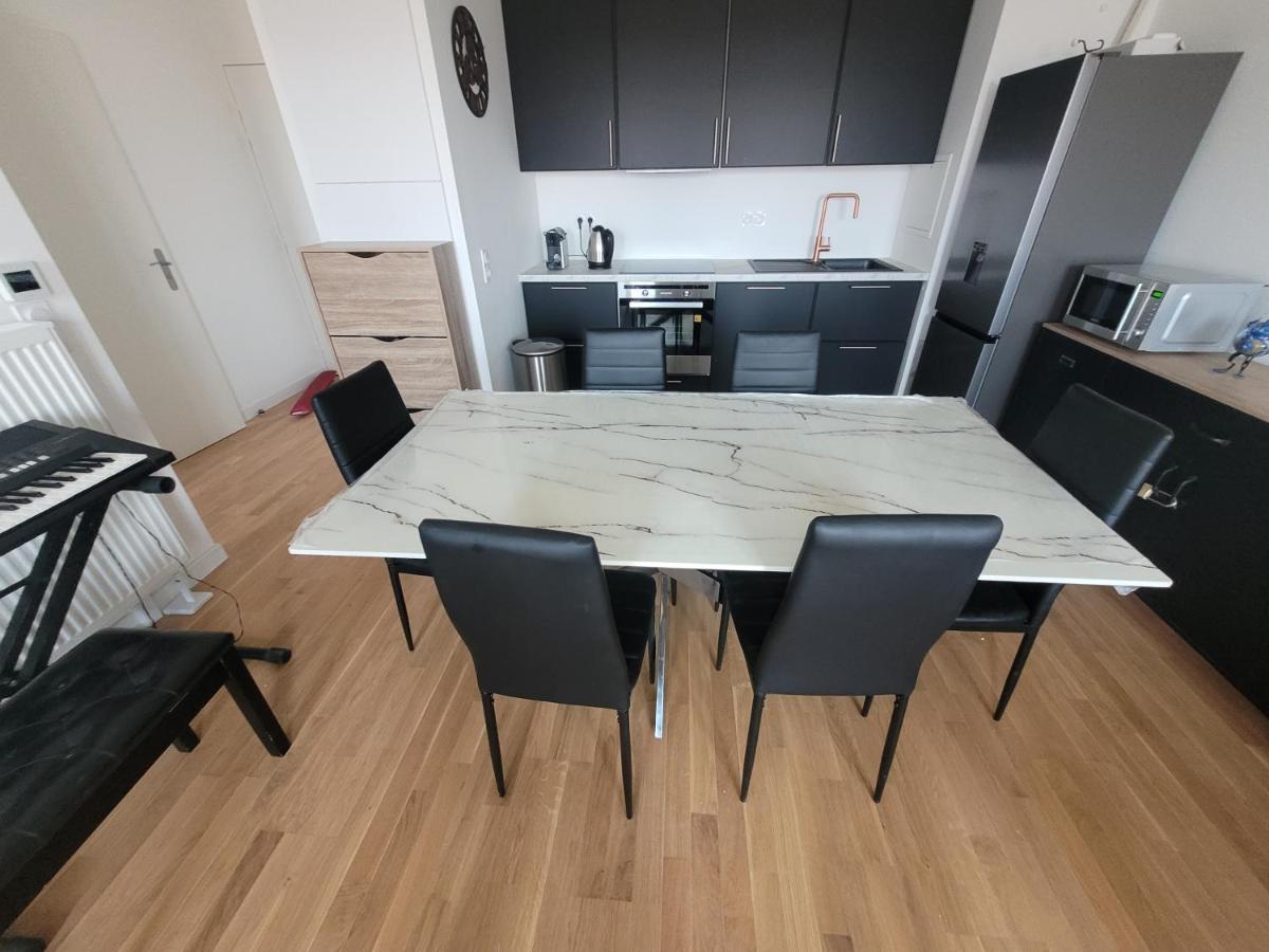Appartement Chic 5 Min Disneyland/Vallee Village Серри Экстерьер фото